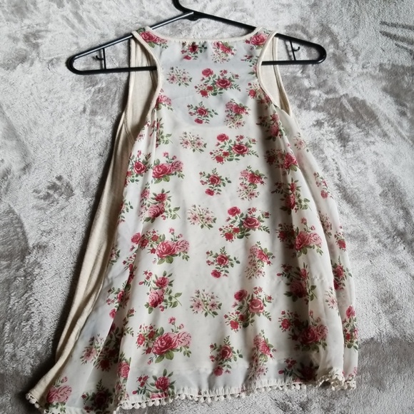 Tank - Picture 2 of 3